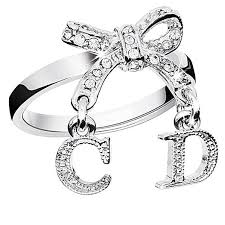 خواتم الماس يلا بنات كل وحدة تختار خاتم............... Ac_Dior_Ring_Dolly