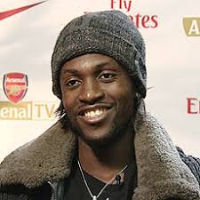 http://tbn2.google.com/images?q=tbn:Gowe1ris2TdkwM:http://www.dingue2foot.com/wp-content/uploads/2008/07/adebayor.jpg