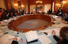 Foto di consiglio dei ministri - it