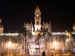 http://tbn2.google.com/images?q=tbn:Oga6PycLNQ2TPM:http://www.livespanish.com/Ayuntamiento.jpg