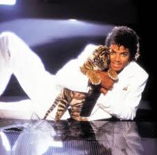 http://tbn2.google.com/images?q=tbn:T5-O3Q_D4zIssM:http://idata.over-blog.com/0/12/53/57/michael-jackson-thriller.jpg