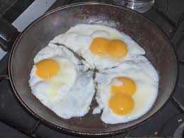 دروس الا نجليزية : الدورة الثانية Three_fried_eggs