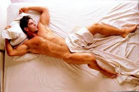 http://tbn2.google.com/images?q=tbn:UUmKRAIq4ho6PM:http://i27.photobucket.com/albums/c155/demifey/SexyMan.jpg