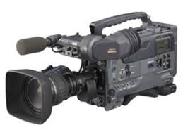 http://tbn2.google.com/images?q=tbn:W2aq_pH8knjzHM:http://www.usinenouvelle.com/expo/img/camera-video-hd-000069999-4.jpg