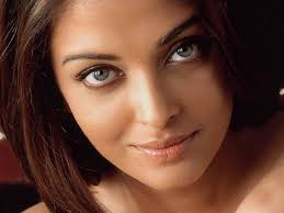 http://tbn2.google.com/images?q=tbn:a6k-kv-SJrONGM:http://www.debtloanweb.info/wp-content/uploads/2008/05/aishwarya-rai.jpg