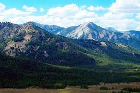 http://tbn2.google.com/images?q=tbn:dqFaxeKdhdhKIM:http://www.dhealing.com/graphics/mountain04.jpg