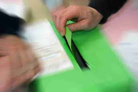 L'image �http://tbn2.google.com/images?q=tbn:goGKMZ7Wg4AU5M:http://www.ville-poissy.fr/_img_upload/actualite/vote.jpg� ne peut �tre affich�e car elle contient des erreurs.