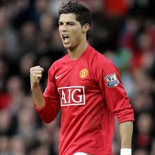 http://tbn2.google.com/images?q=tbn:r23S8F2GwFzhRM:http://www.football.co.uk/shared/images/news/400x400_CristianoRonaldoNew6.jpg