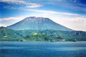 Opini Bebas untuk Tinggi Gunung Seribu Janji Opini Bebas untuk Tinggi Gunung Seribu Janji